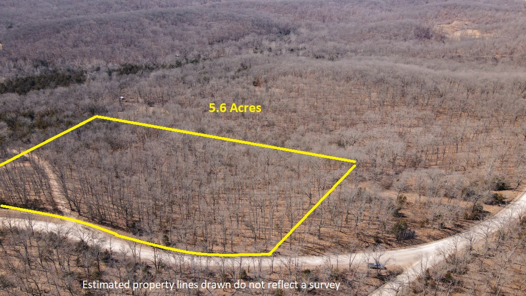 5.6 acres of wooded Ozark hills