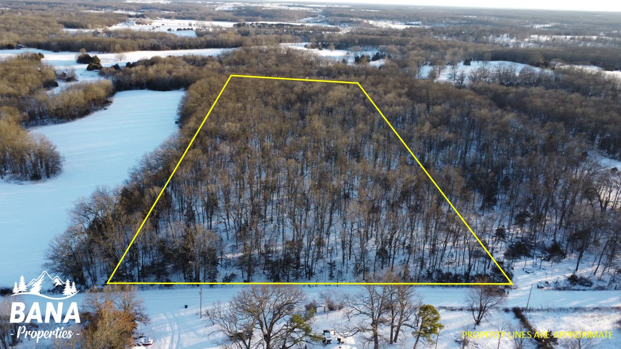 10 Acres Laclede county- just 12 minutes from Lebanon MO