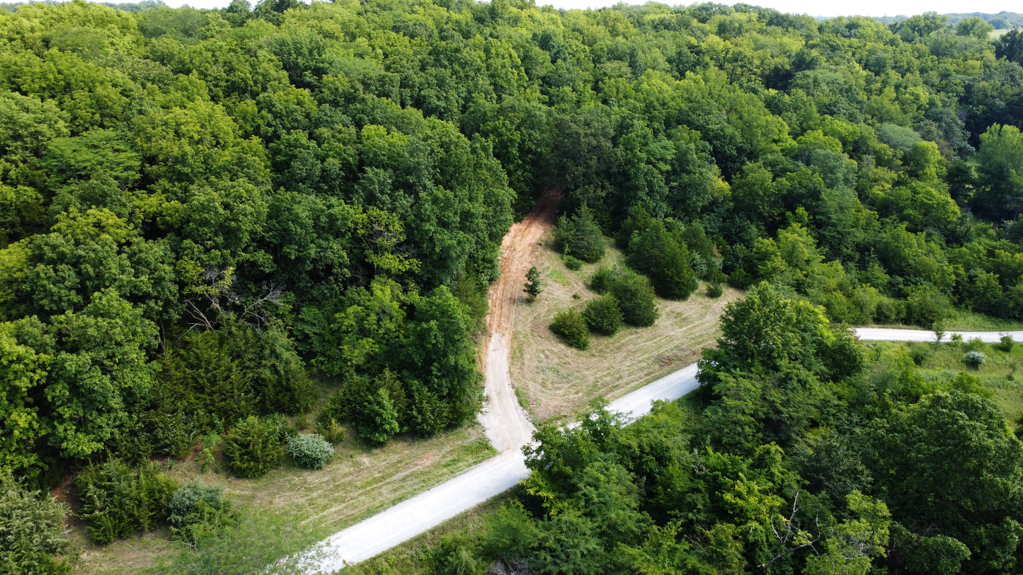 Stunning 14.6 Acre Ridge Top Homesite