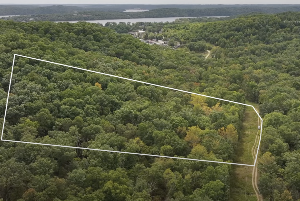 5 Acres Near Lake of the Ozarks!