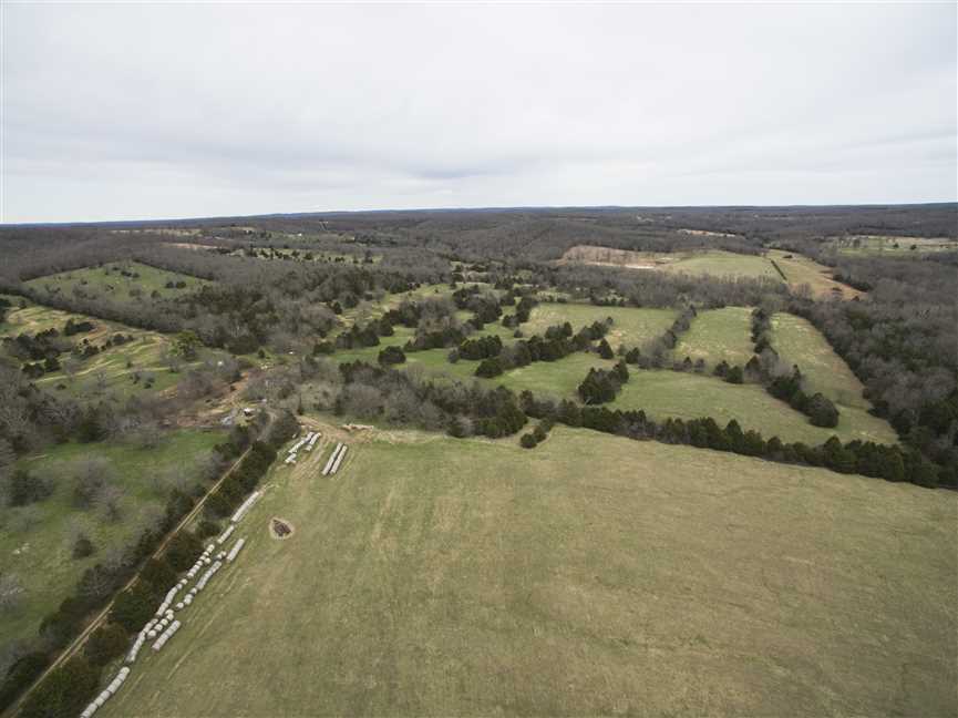 Outdoorsmans paradise! 110 acres near Lebanon MO