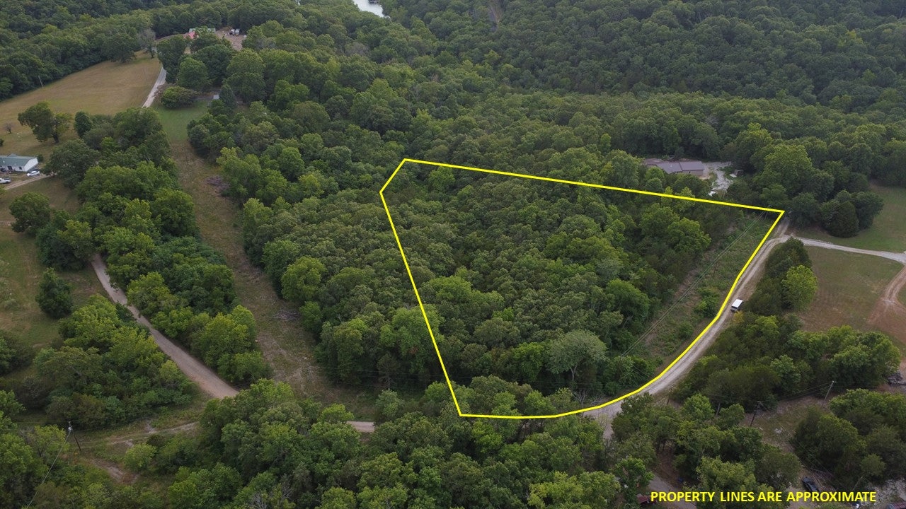 Hidden Gem: 3.4 Acres Near Table Rock Lake