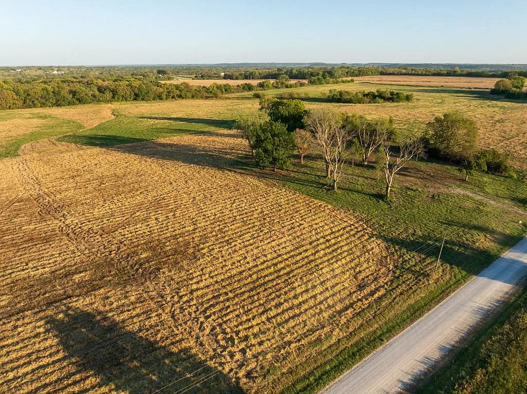 5 acre Cass County Missouri